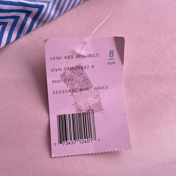 Cute Sleeveless Collar Button up - Picture 2 of 4